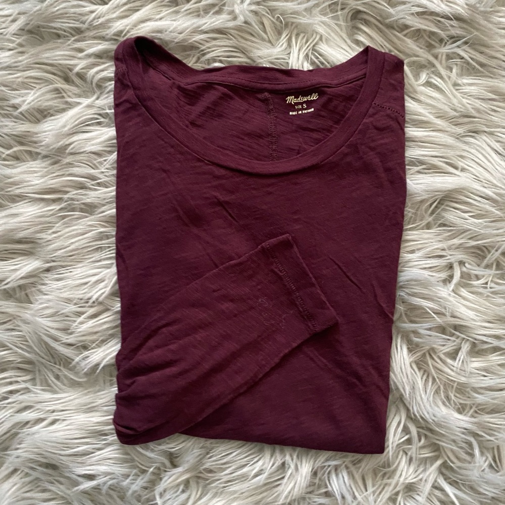 Madewell curved hem burgundy tee